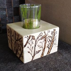 Candle Holder. Tea light. Wooden.